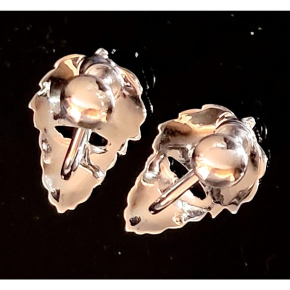 MCM Sterling Silver Grape Cluster Filigree Earrings Screw Back Closures 1950 EUC - Picture 4 of 7